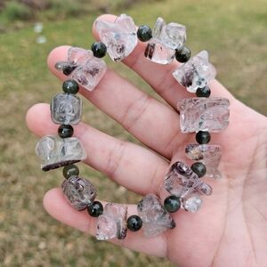 garden quartz 12 animals bracelet